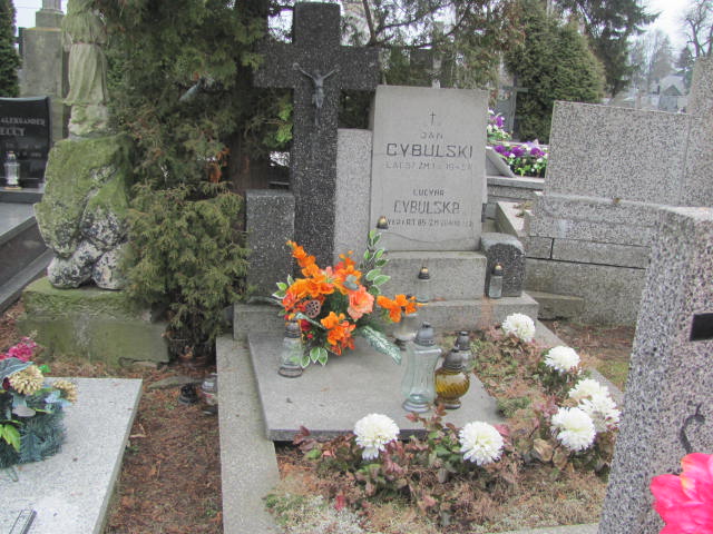 Grób Lucyna Cybulska