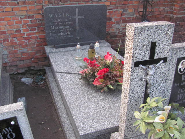 Grób Andrzej Cichecki