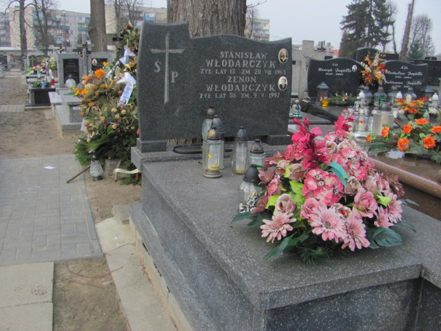 Grób Zenon Henryk Włodarczyk