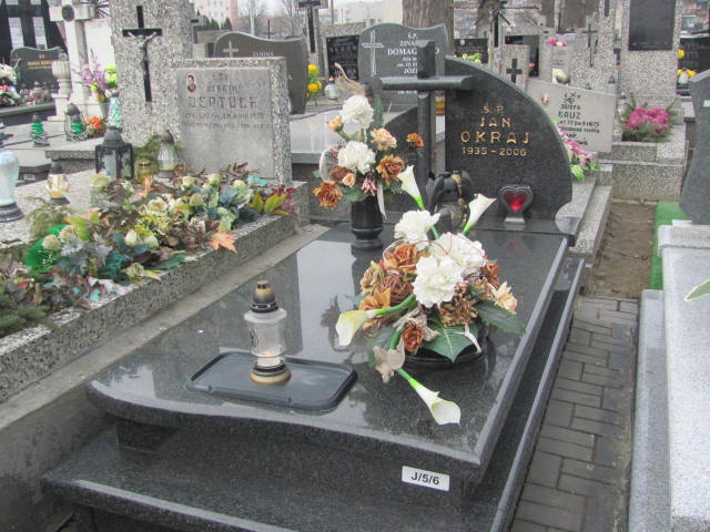 Grób Wiesława Okraj
